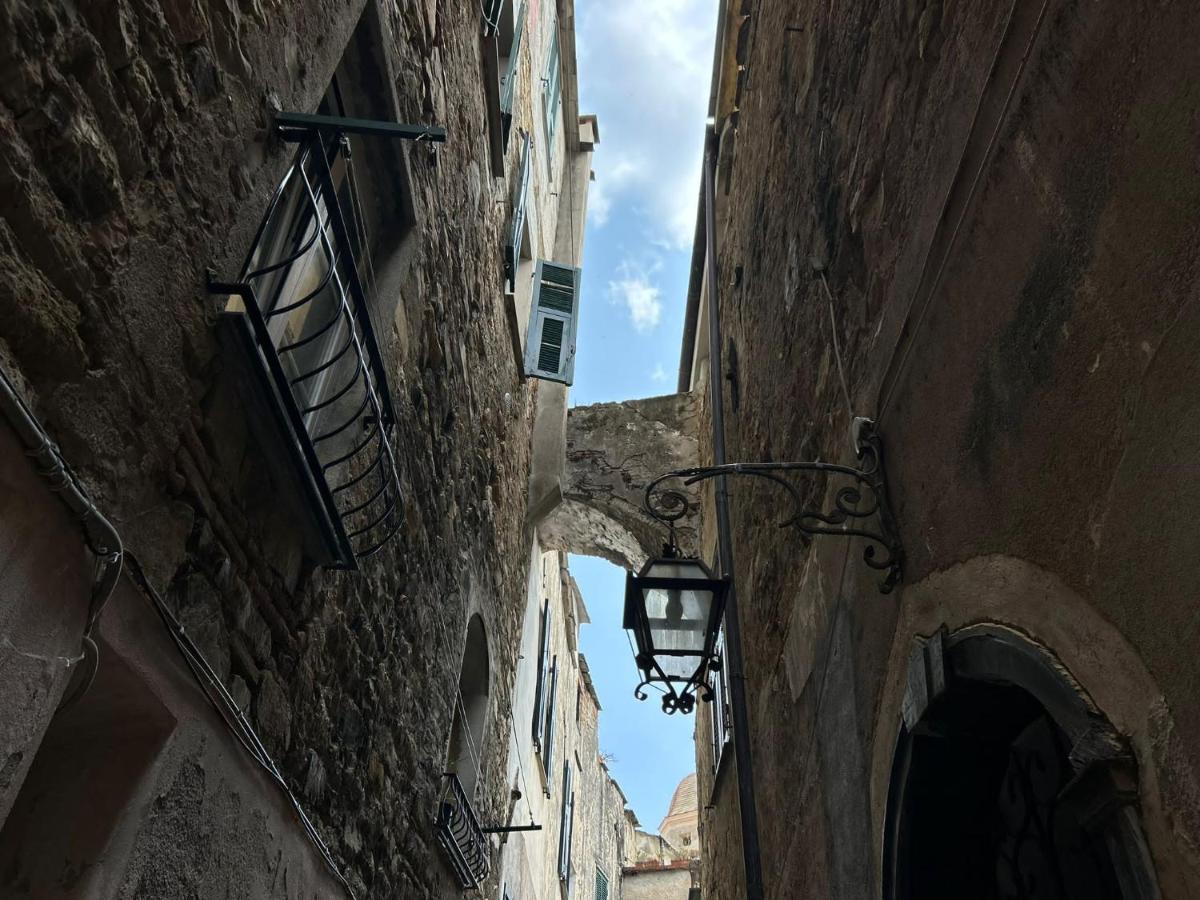 La Finestra Sul Borgo Panzió Cervo Kültér fotó