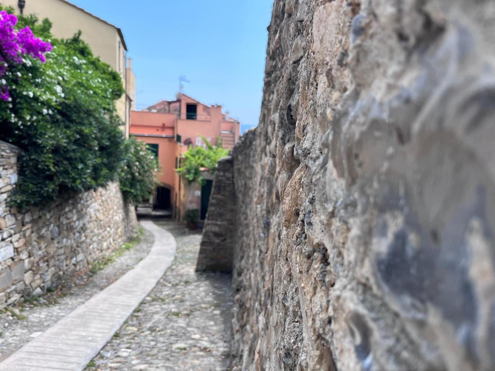 La Finestra Sul Borgo Panzió Cervo Kültér fotó